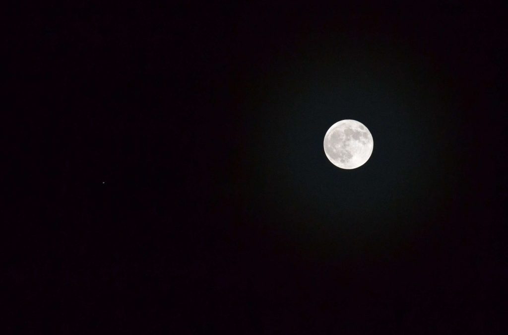 Moon & Jupiter 28th November 2012